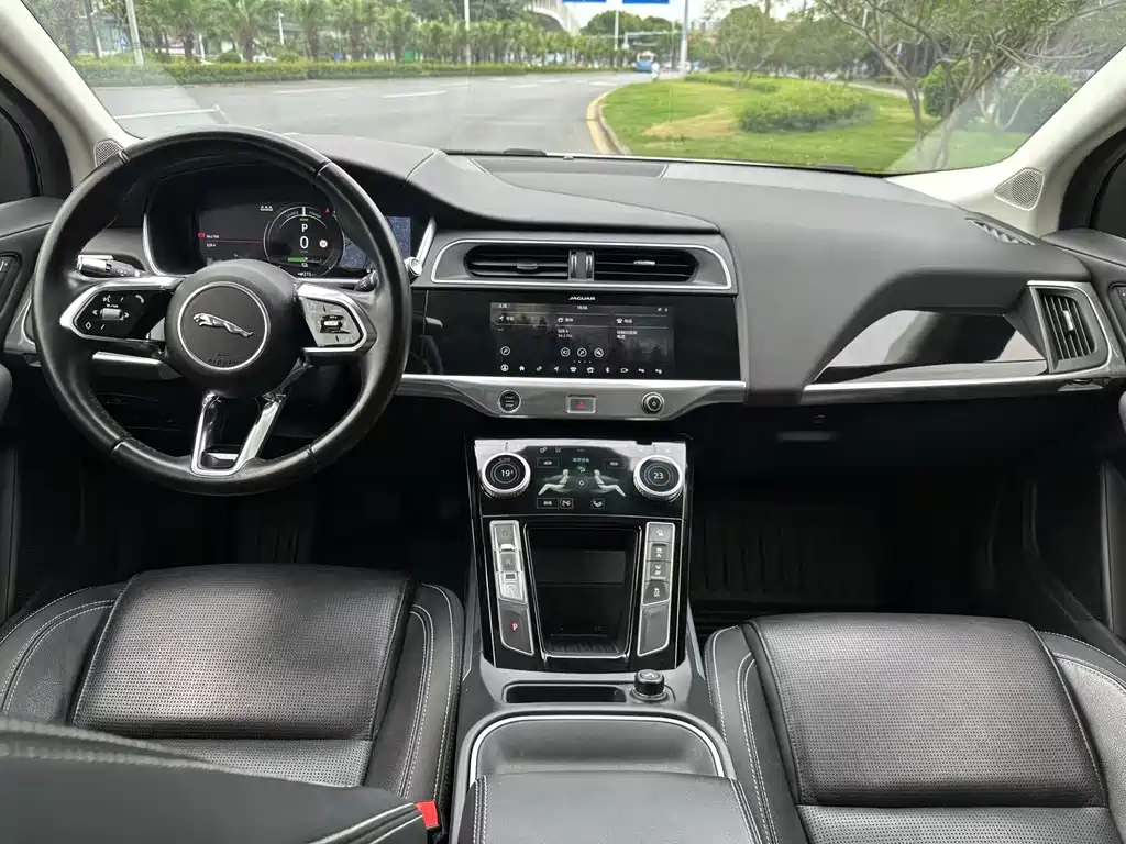 Jaguar I-Pace 2018 EV400 SE