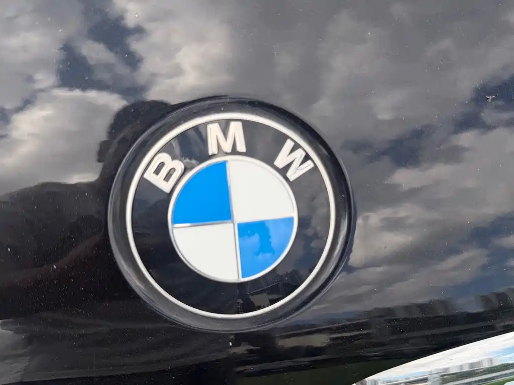 BMW 5 Series — миниатюра 26