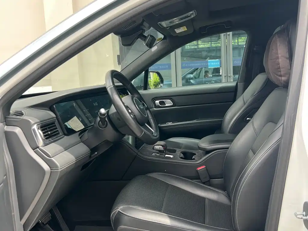 Li Auto ONE 2021 6 мест