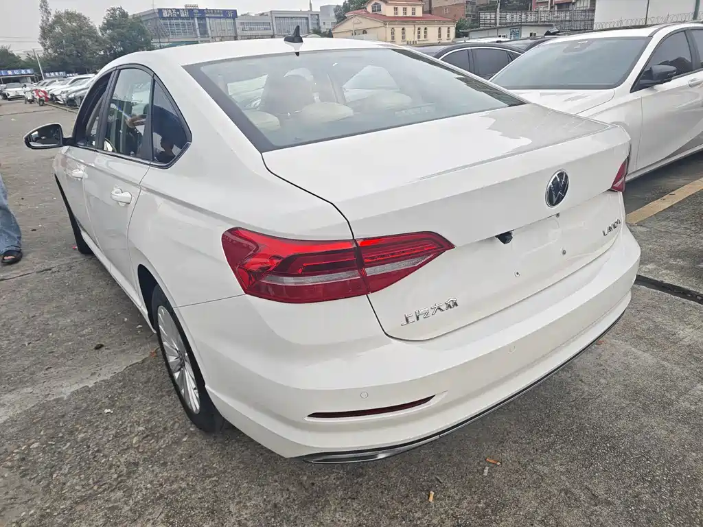 Volkswagen Lavida — миниатюра 16