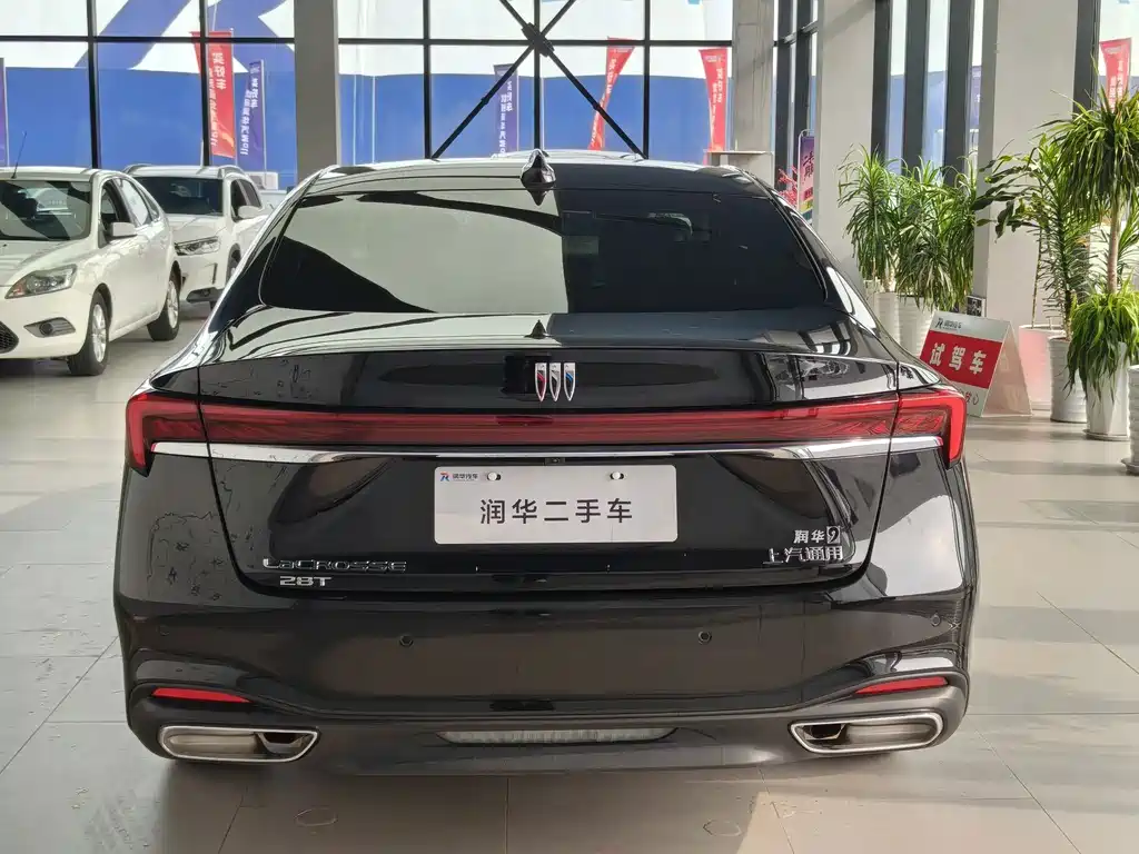 Buick LaCrosse — миниатюра 4