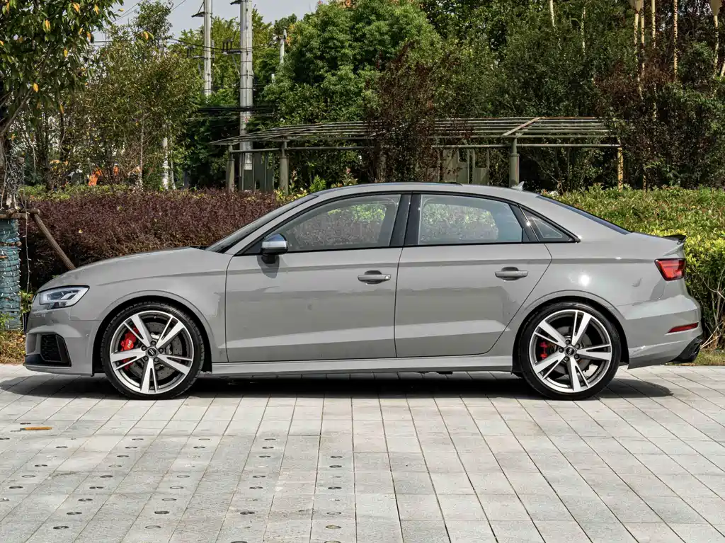 Audi RS 3 — миниатюра 5