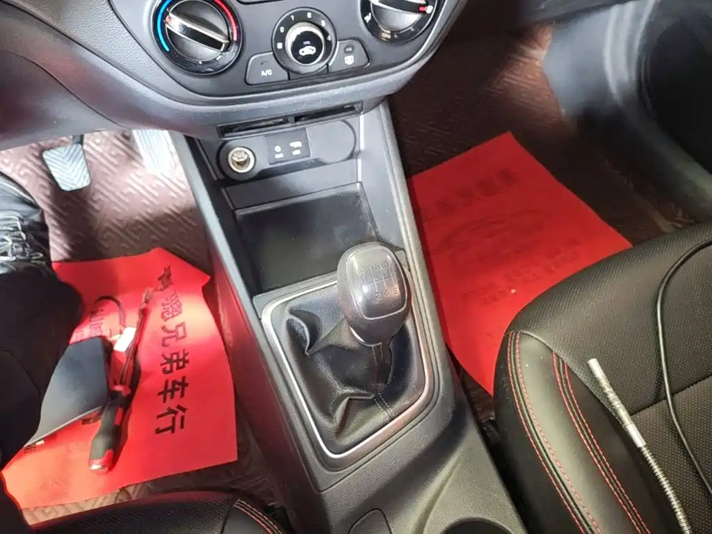 Hyundai Verna — миниатюра 14