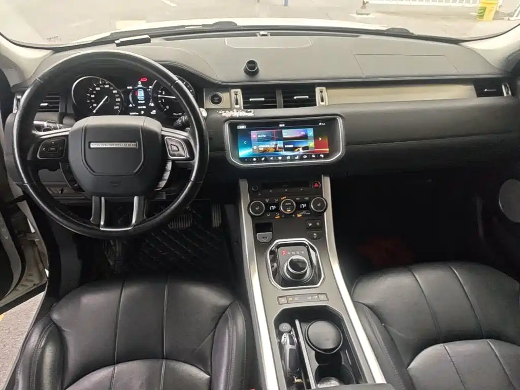 Land Rover Evoque — миниатюра 10