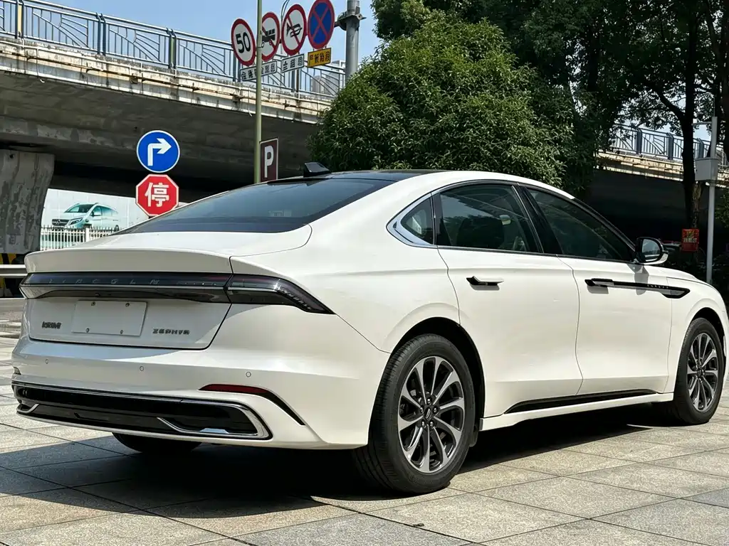 Lincoln Z — миниатюра 5