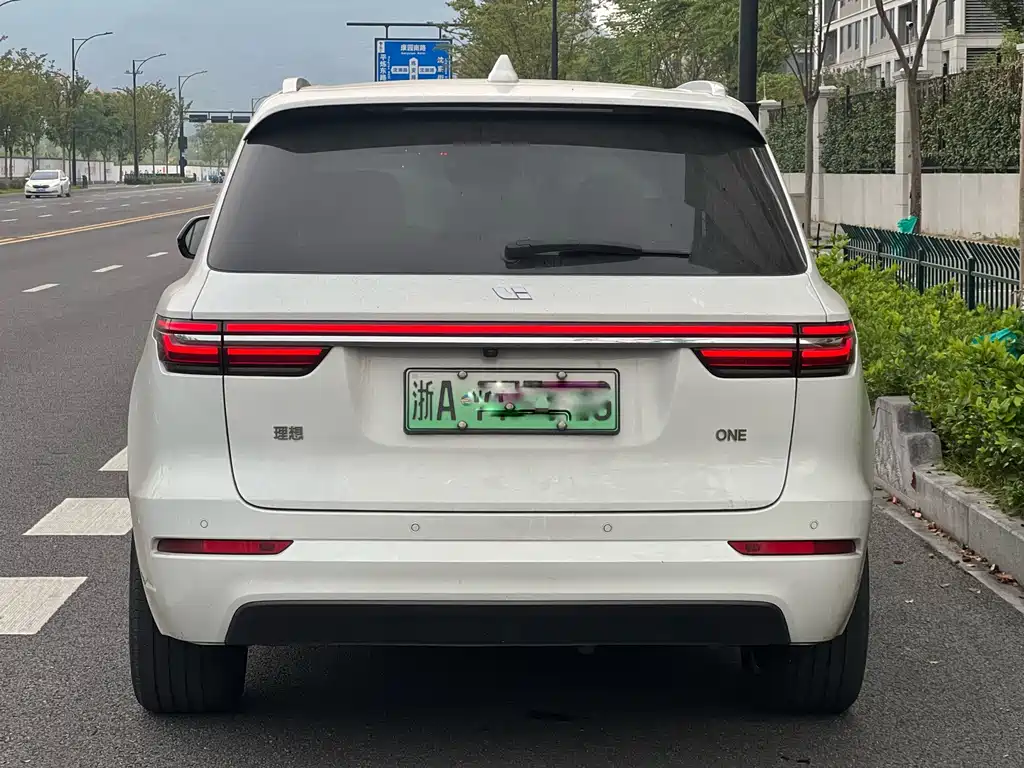 Li Auto Li ONE — миниатюра 6
