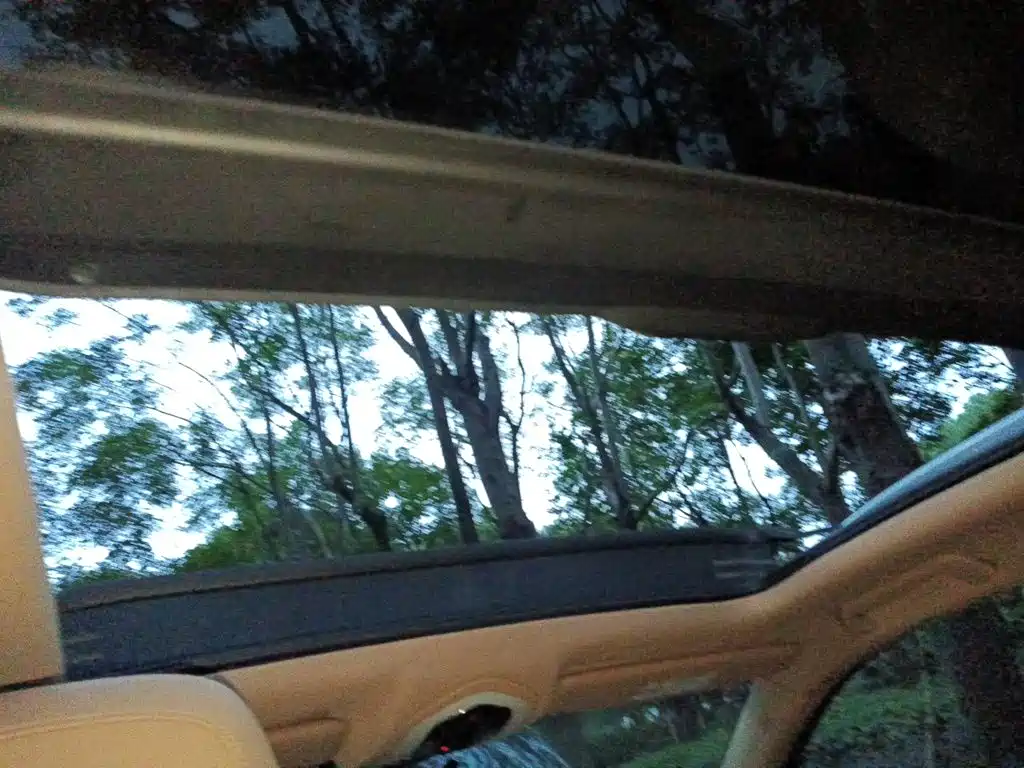 Porsche Cayenne — миниатюра 14