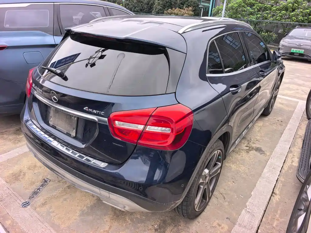 Mercedes-Benz GLA — миниатюра 5