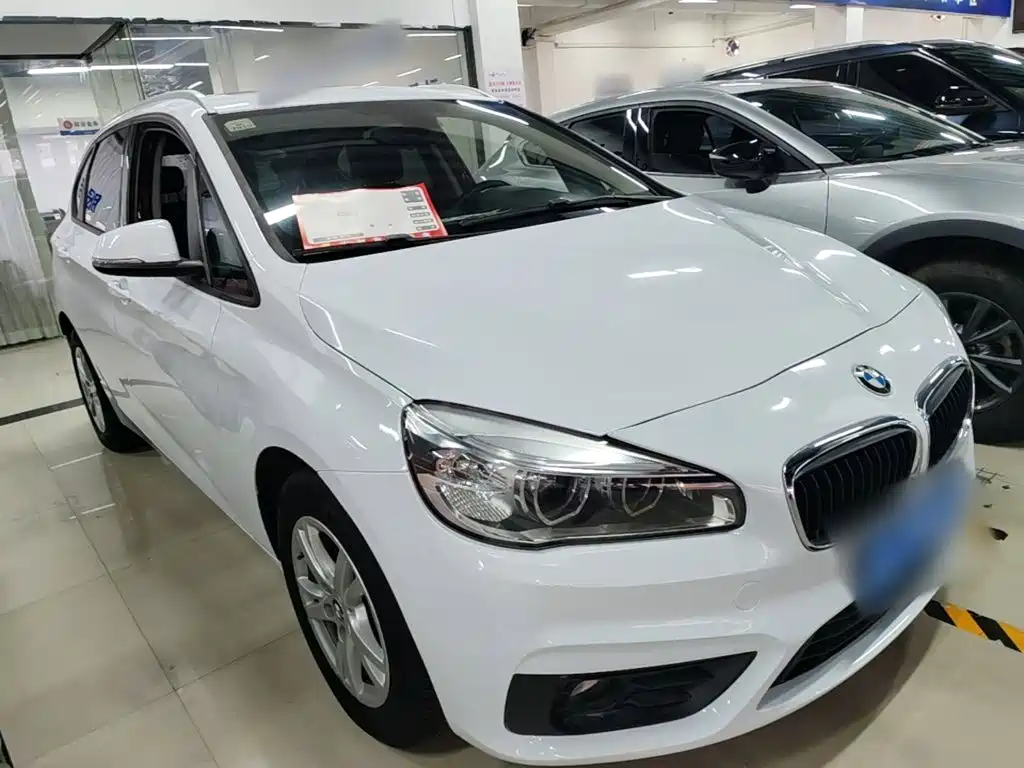 BMW 2 Series Active Tourer — миниатюра 22