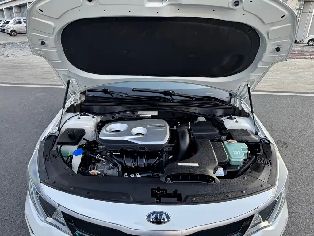 Kia K5 — миниатюра 16