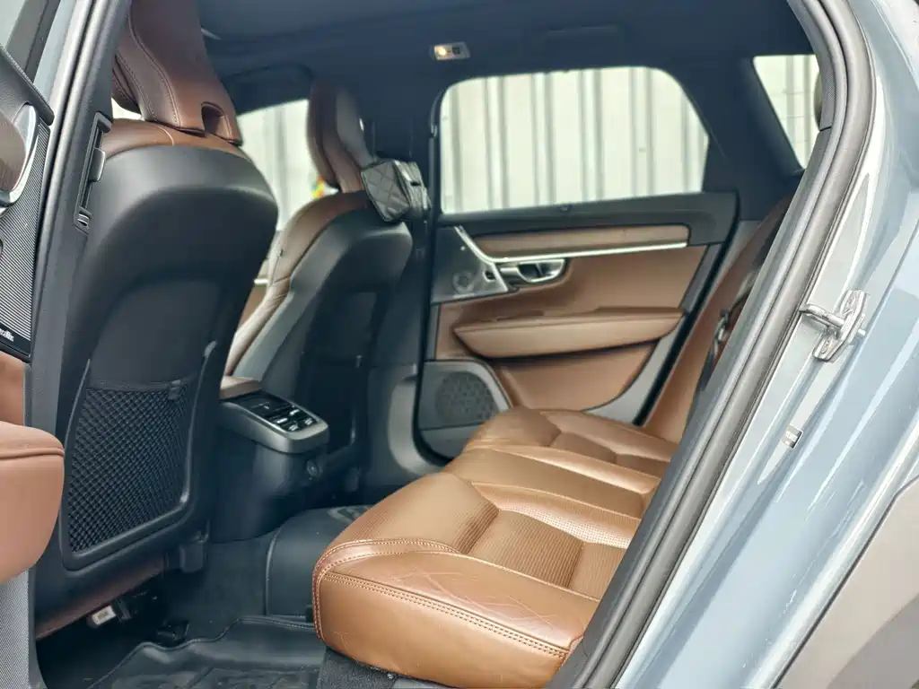 Volvo V90 — миниатюра 8