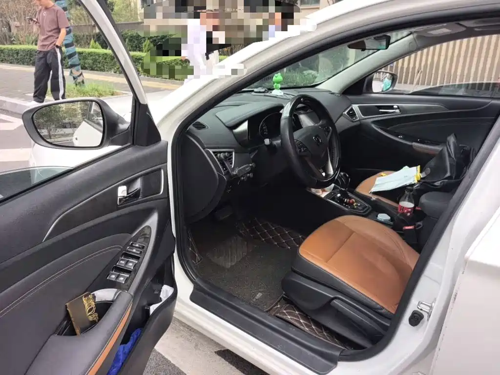 Changan Eado — миниатюра 12