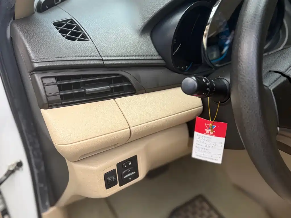 Toyota Yaris L — миниатюра 15