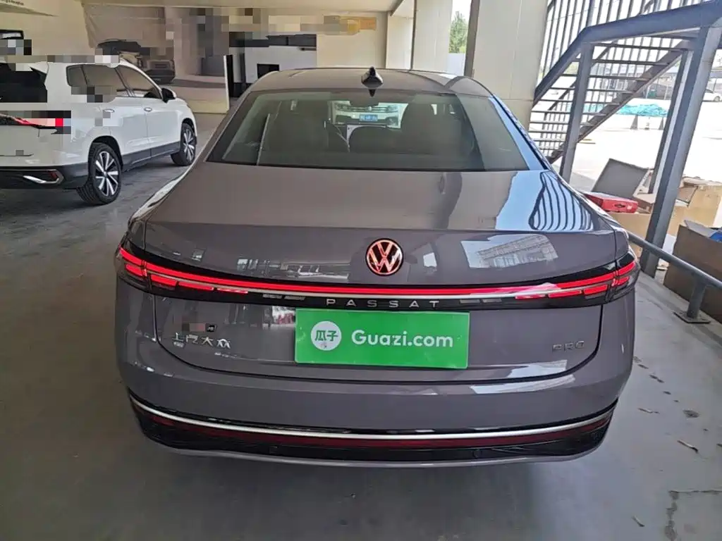 Volkswagen Passat 2025 Pro 380TSI