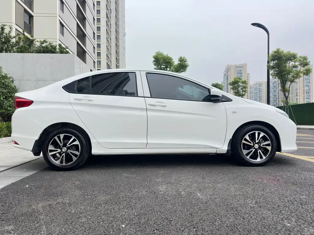 Honda City 2015 1.5L CVT Comfort