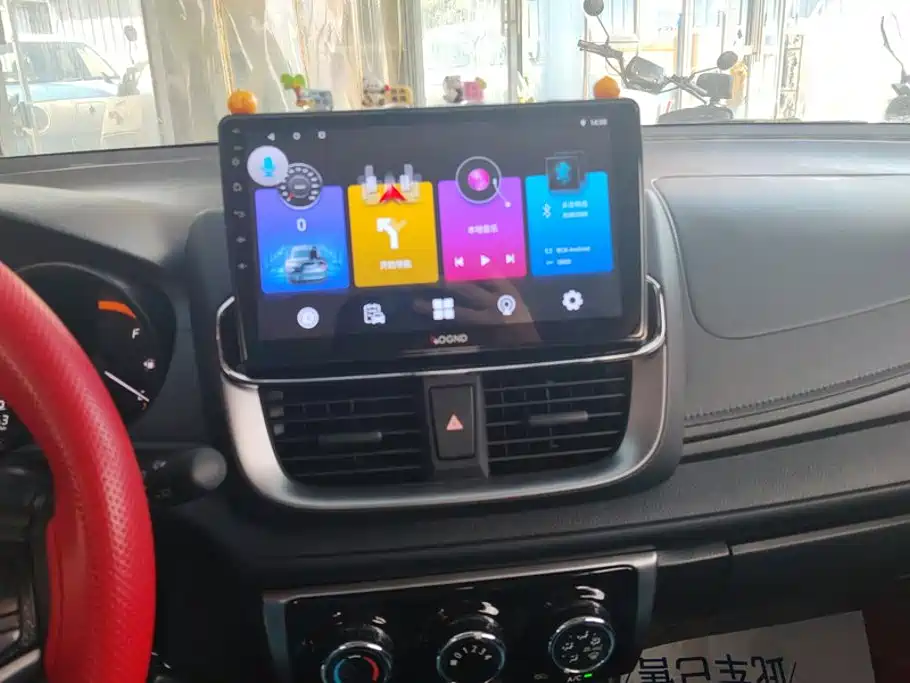 Toyota Yaris L — миниатюра 13