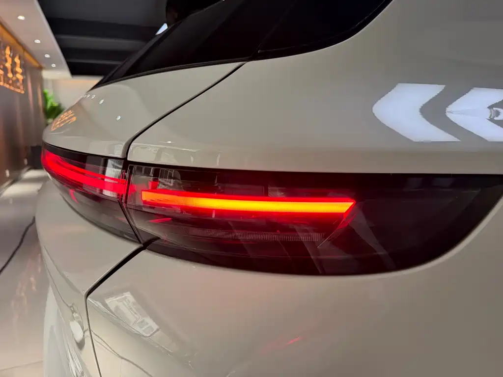 Li Auto Li L6 — миниатюра 15