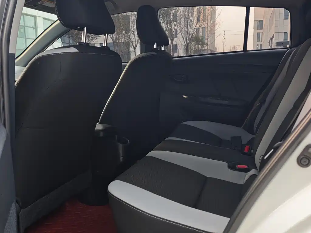 TOYOTA YARIS L ZHIXUAN