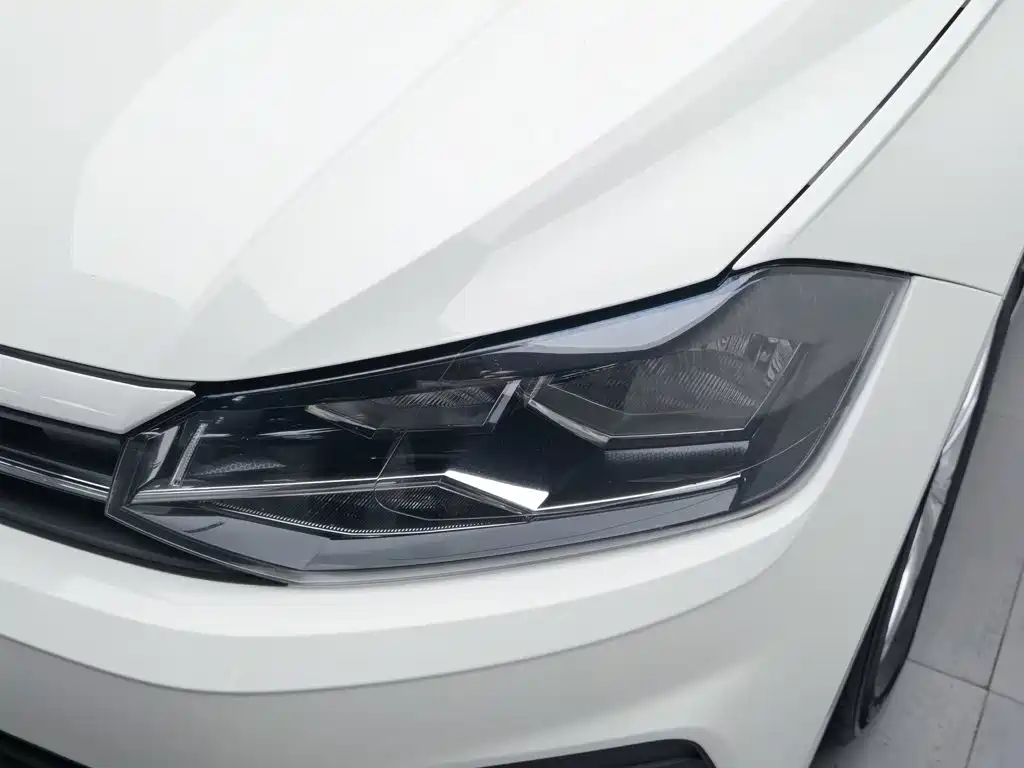 Volkswagen Polo — миниатюра 7