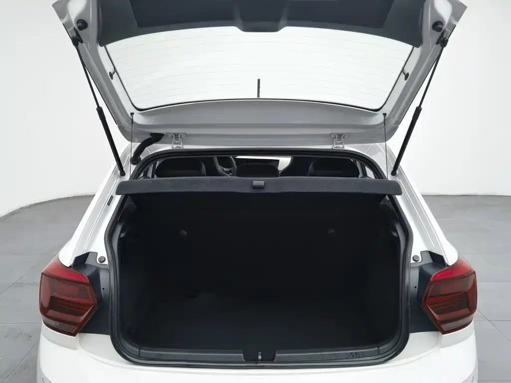Volkswagen Polo — миниатюра 16