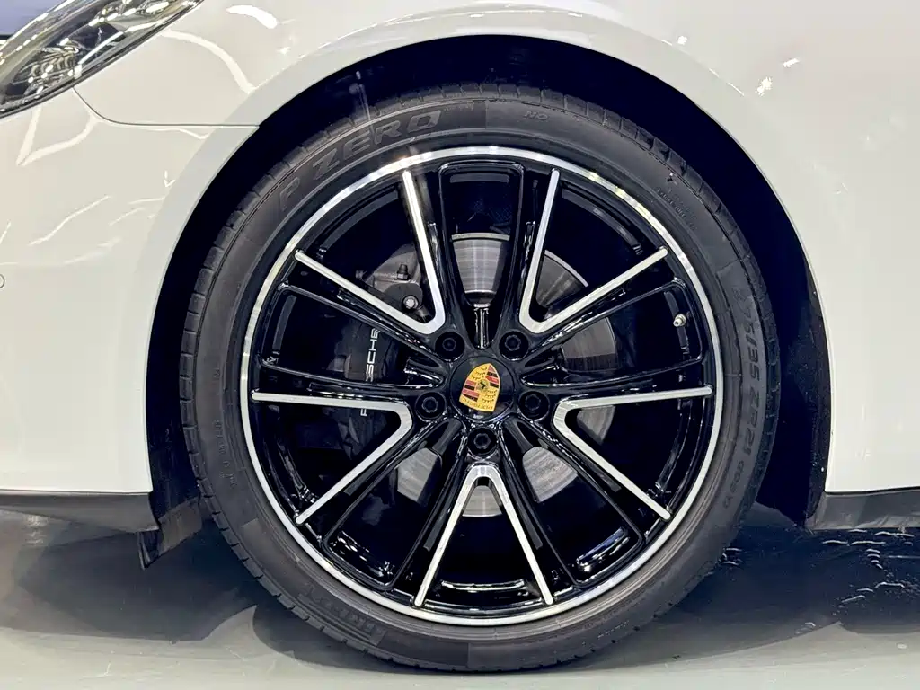 Porsche Panamera — миниатюра 11