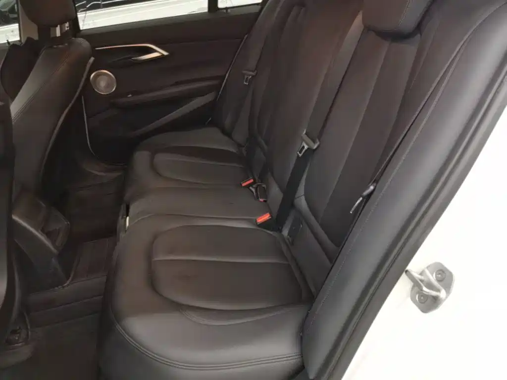 BMW 1 Series — миниатюра 17