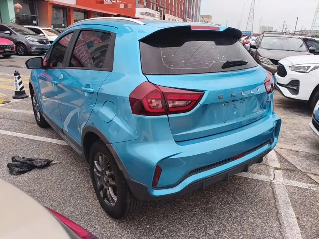 Geely Vision X3 — миниатюра 5