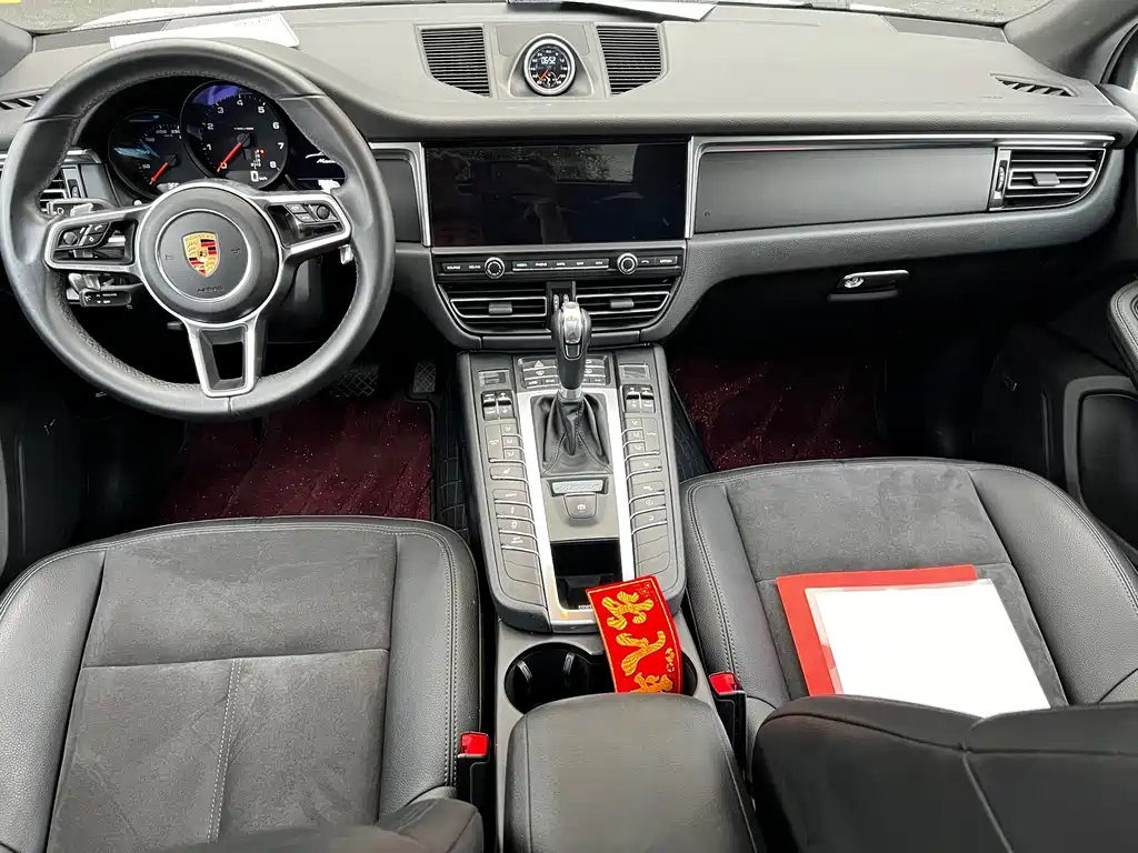 Porsche Macan — миниатюра 8