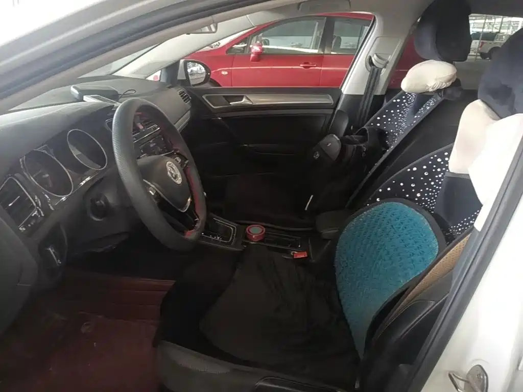 Volkswagen Golf — миниатюра 20
