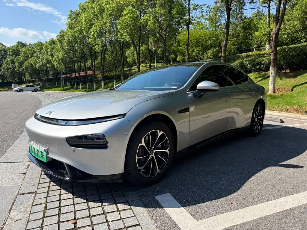 XPENG P7