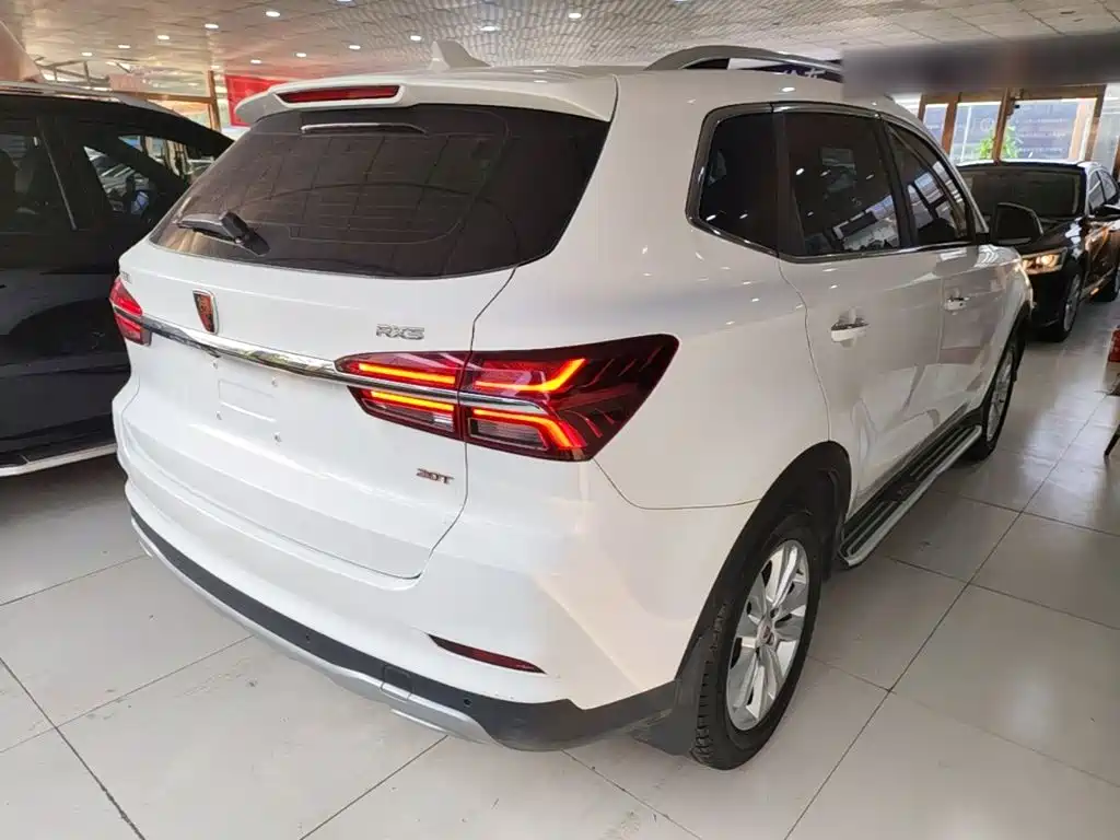 Roewe RX5 — миниатюра 7