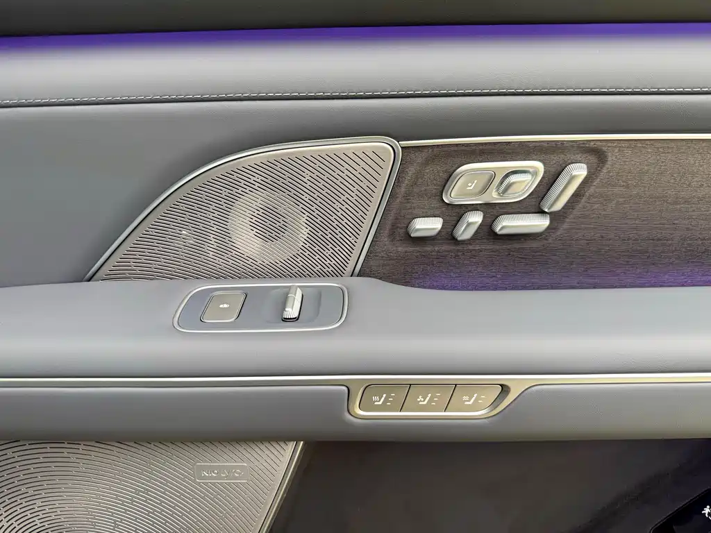 NIO ES8 2026 мест Executive Luxury