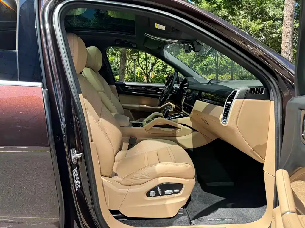 Porsche Cayenne 2019 Cayenne 3.0T