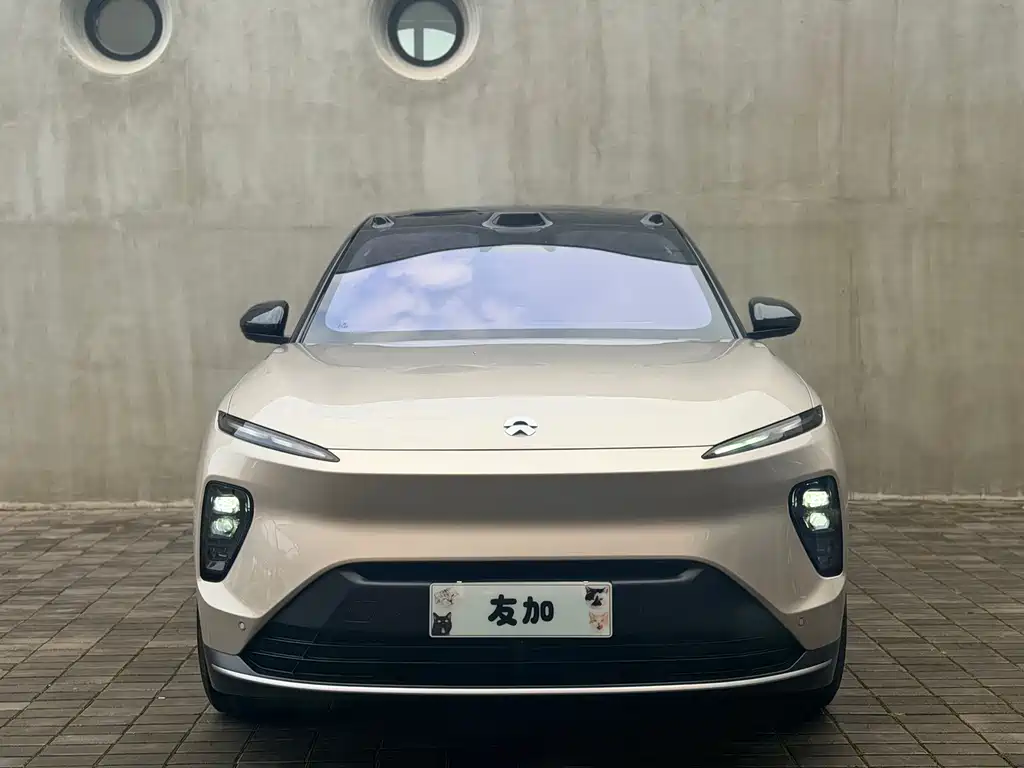 NIO ES8 — миниатюра 2