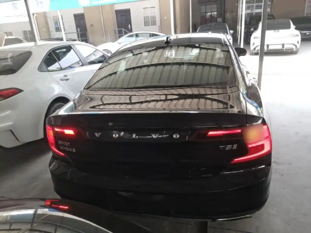 Volvo S90 2020 T5 Luxury