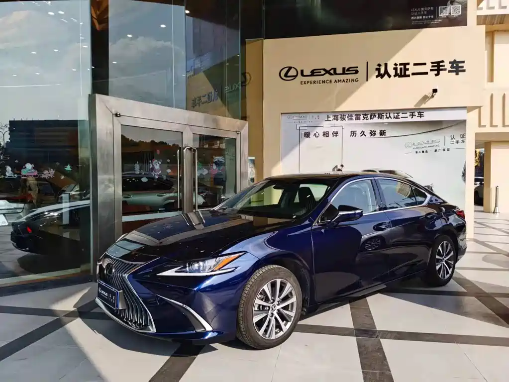 Lexus ES — миниатюра 2