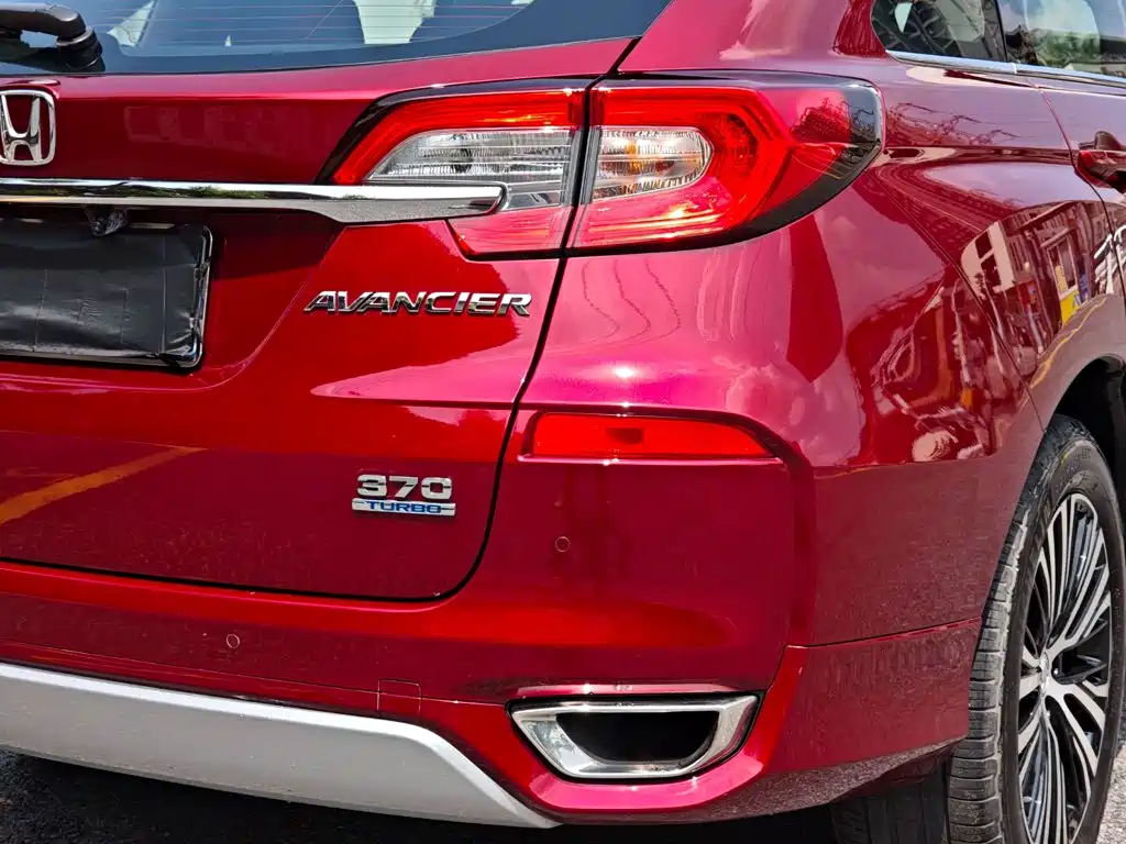 Honda Avancier — миниатюра 10