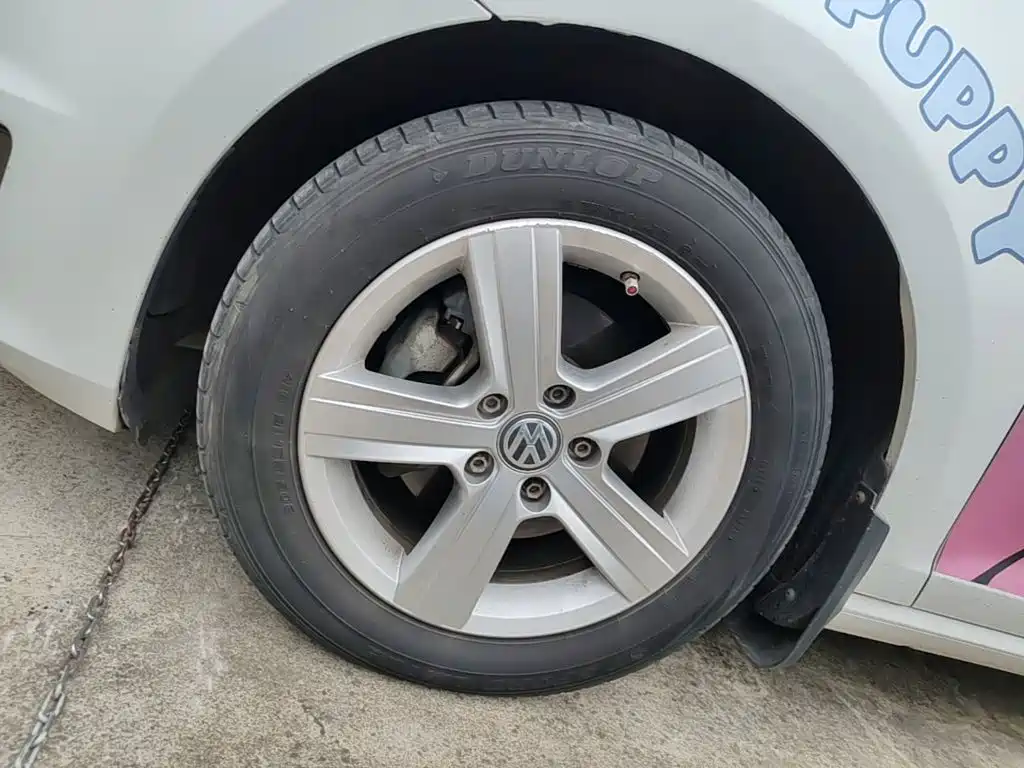 Volkswagen Golf — миниатюра 23