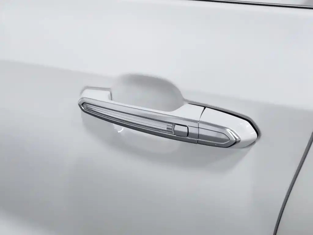 Cadillac XT4 — миниатюра 18
