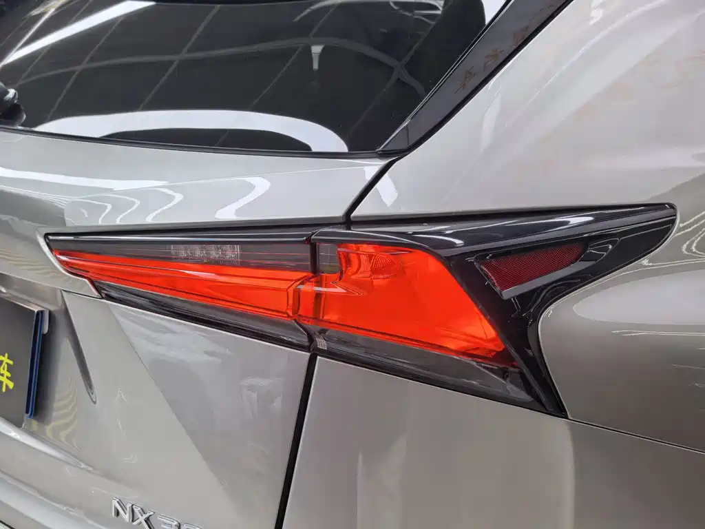 Lexus NX — миниатюра 34