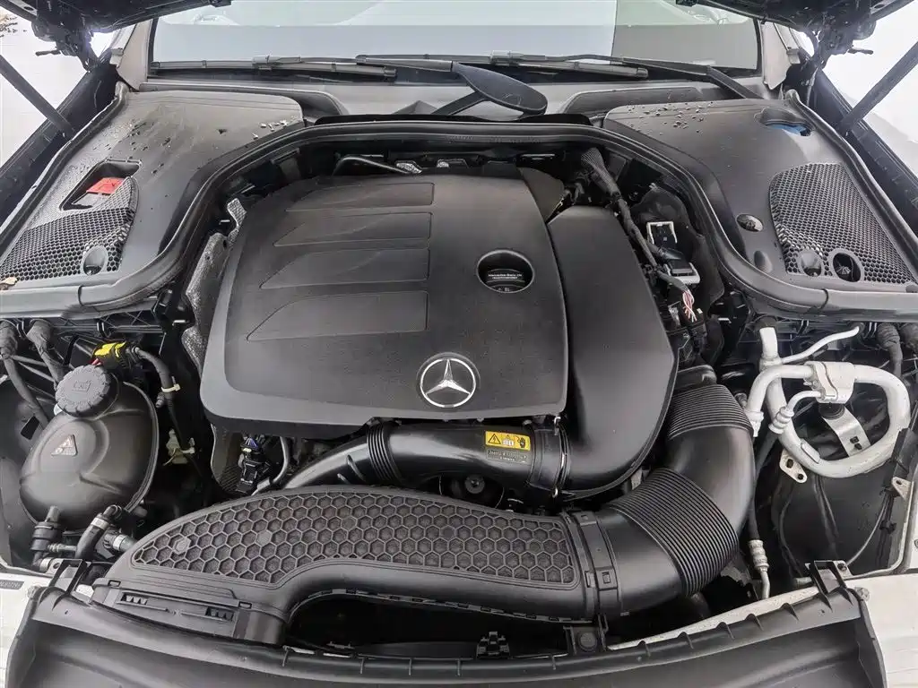 Mercedes-Benz E-Class E 2022 E 300 L Fashion