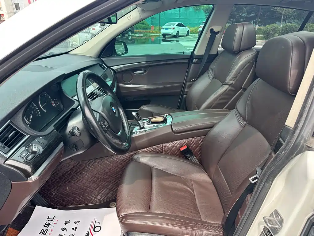 BMW 5 Series GT 5 GT 2014 528i Luxury
