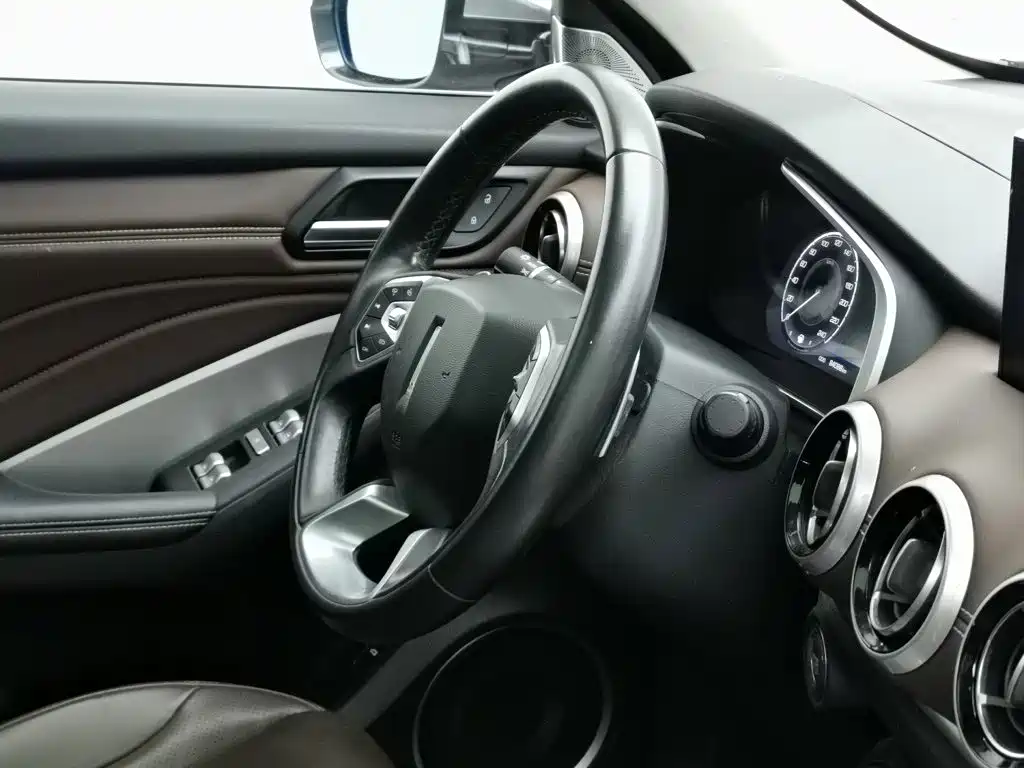 Wey Wey VV6 — миниатюра 22