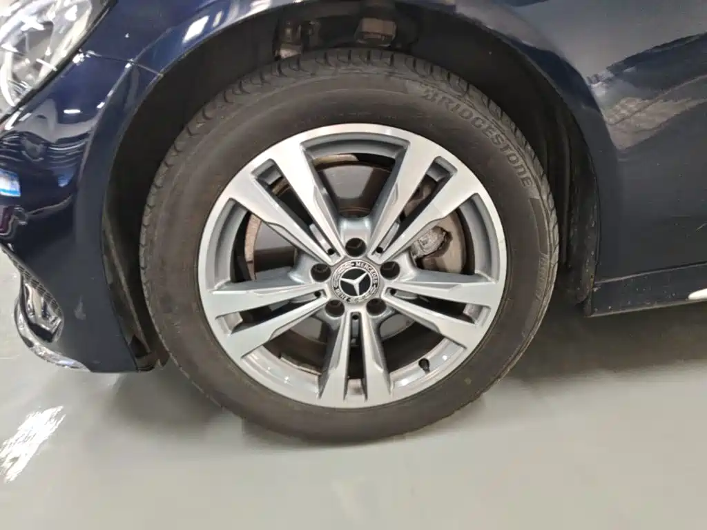 Mercedes-Benz C-Class — миниатюра 23