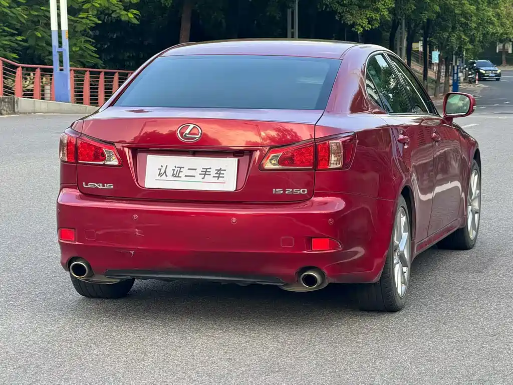 Lexus IS — миниатюра 4