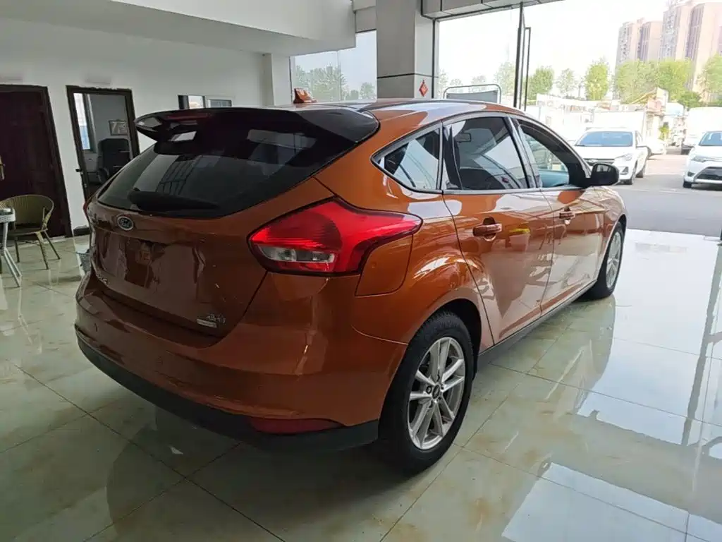 Ford Focus — миниатюра 7