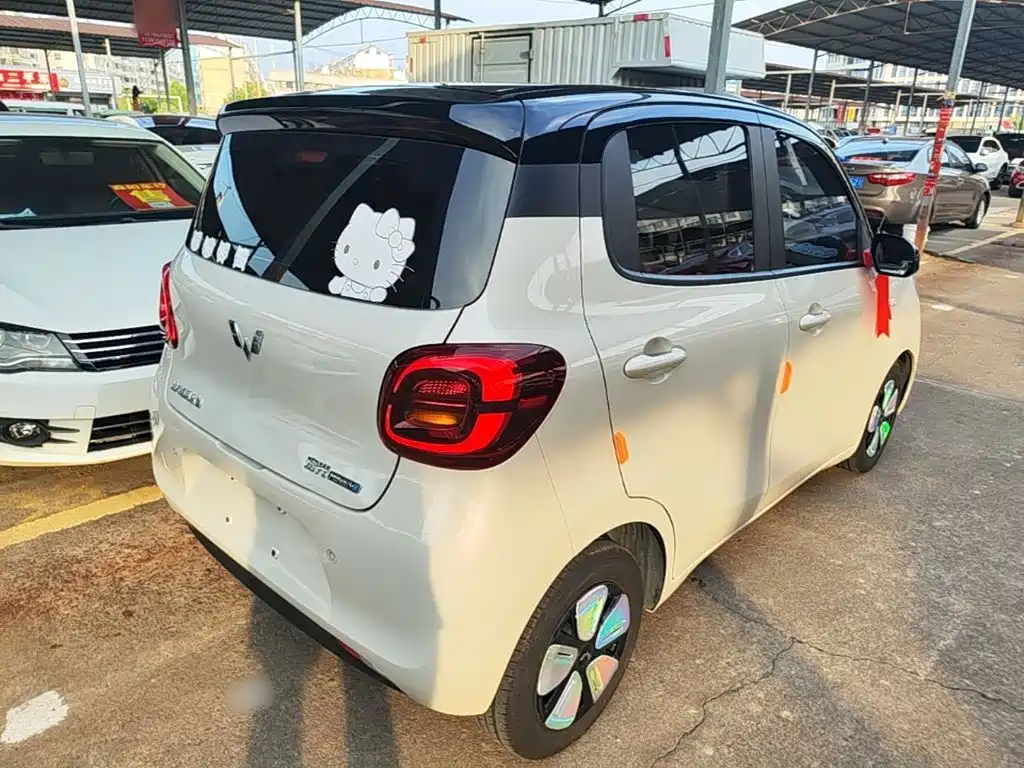 Wuling MINIEV — миниатюра 7