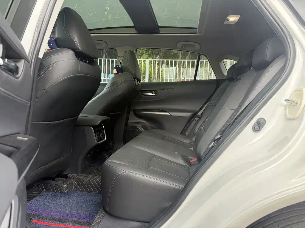 Toyota Harrier — миниатюра 11