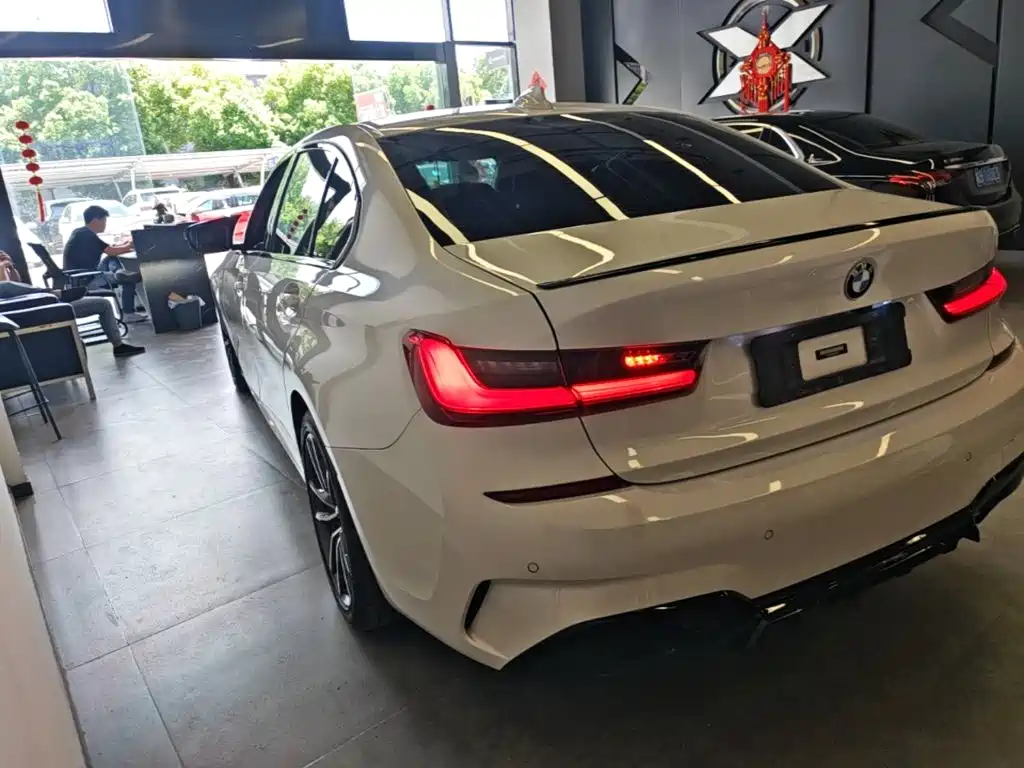 BMW 3 Series — миниатюра 5