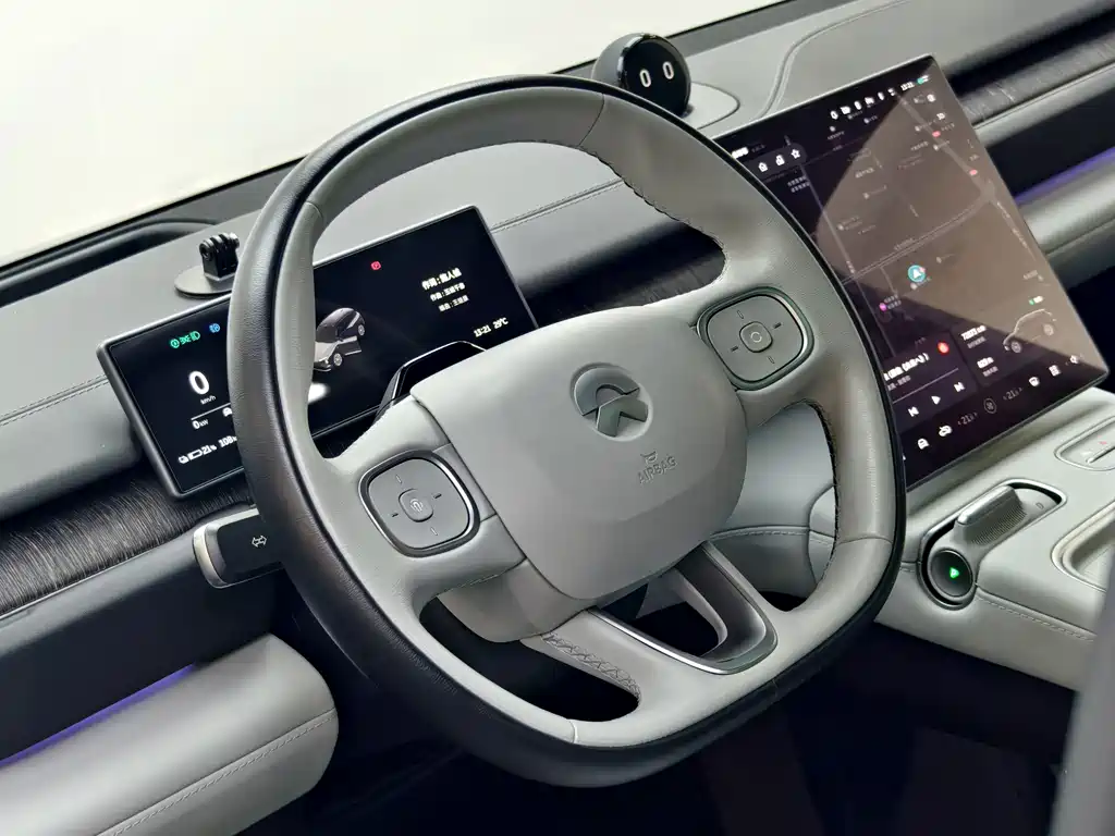 NIO ES6 — миниатюра 8